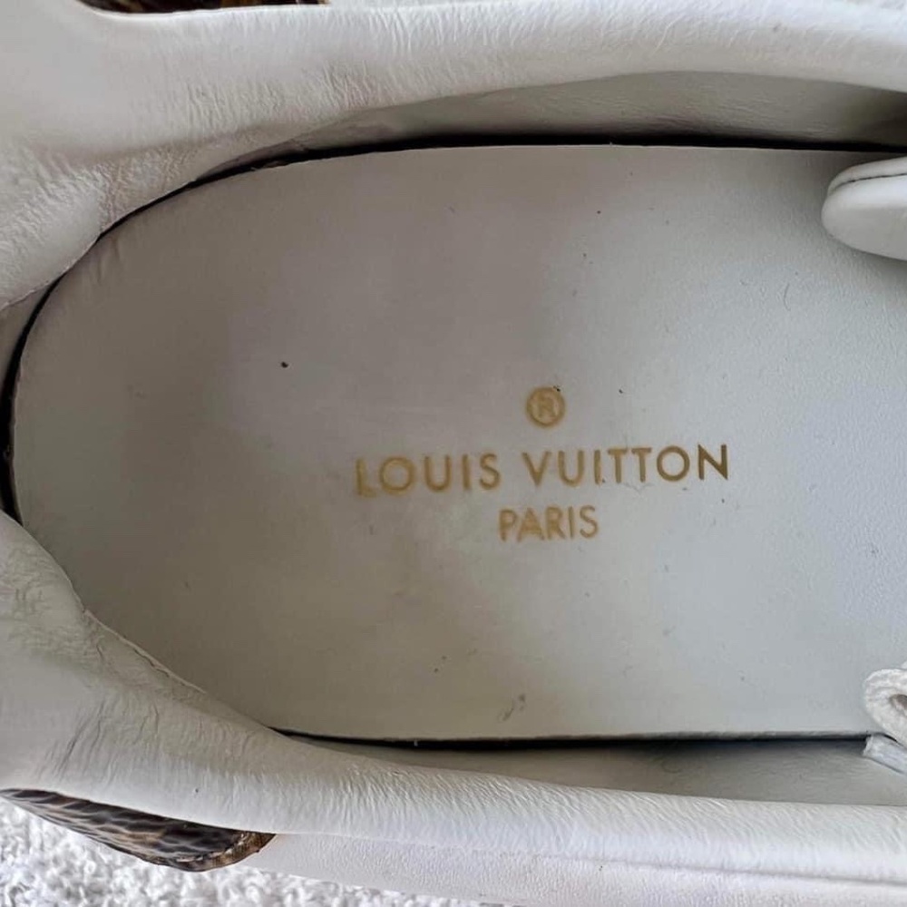 Louis Vuitton shoes - Picture 7 of 8